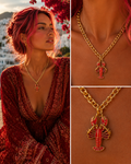 Collar Langosta Colección Salvador – Cadena Gruesa Dorada con Colgante Esmaltado